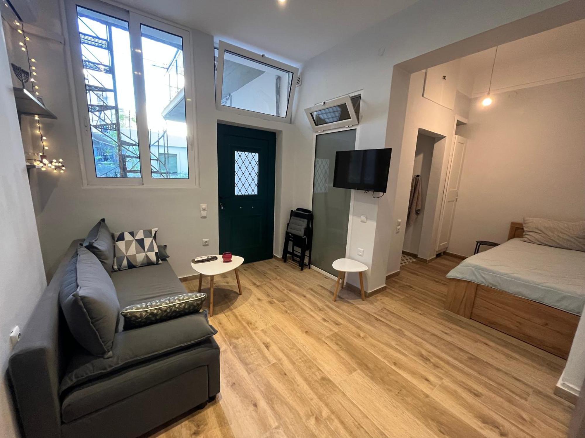 Noa - Designed Garden Studio In The City Center Kalamata Extérieur photo